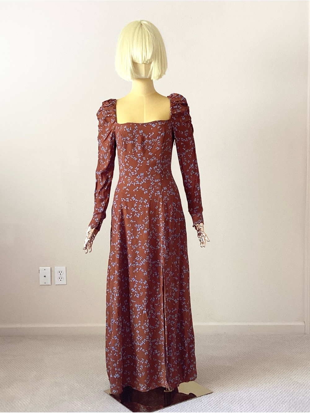 & other  Stories Squared -Neck Rust Floral Maxi Dress with Long Sleeves